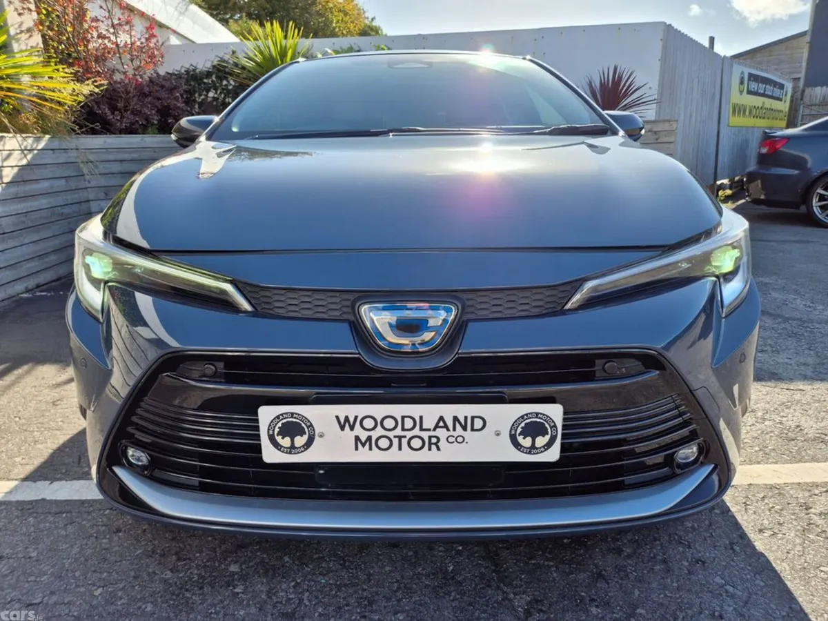 Toyota Corolla Estate, Petrol Hybrid, 2023, Grey
