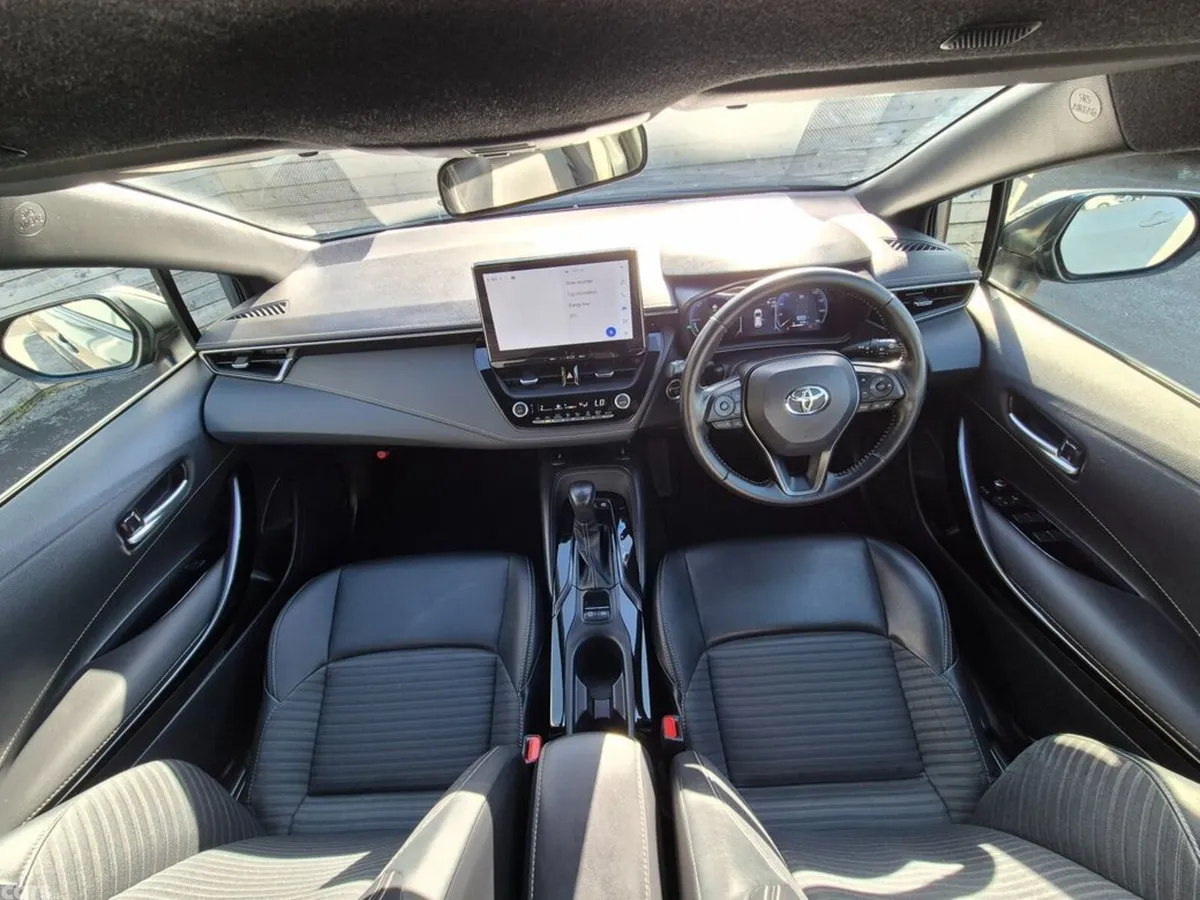 Toyota Corolla Estate, Petrol Hybrid, 2023, Grey