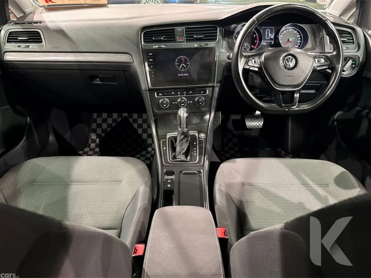 Volkswagen Golf Estate, Petrol, 2017, Black