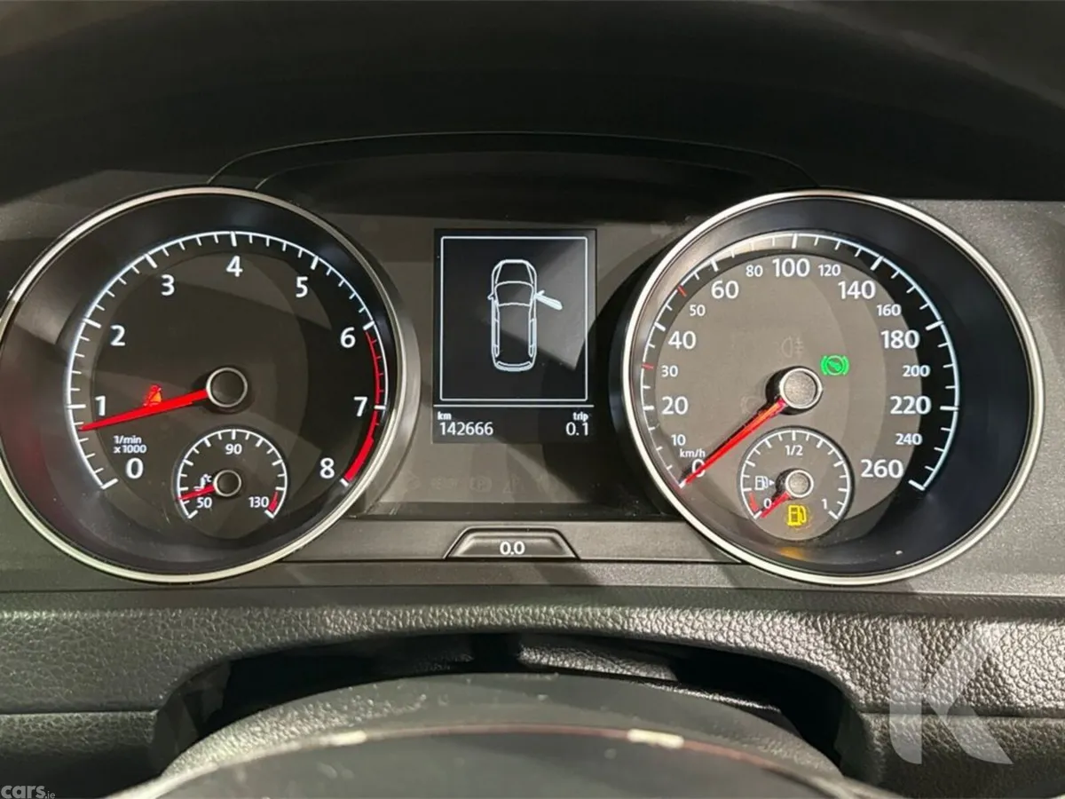 Volkswagen Golf Estate, Petrol, 2017, Black