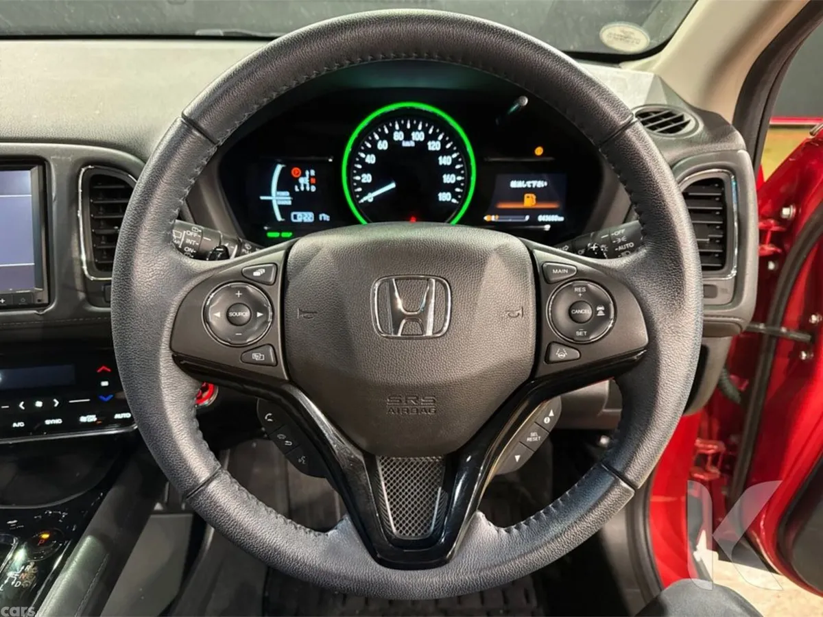 Honda Vezel SUV, Petrol Hybrid, 2020, Red