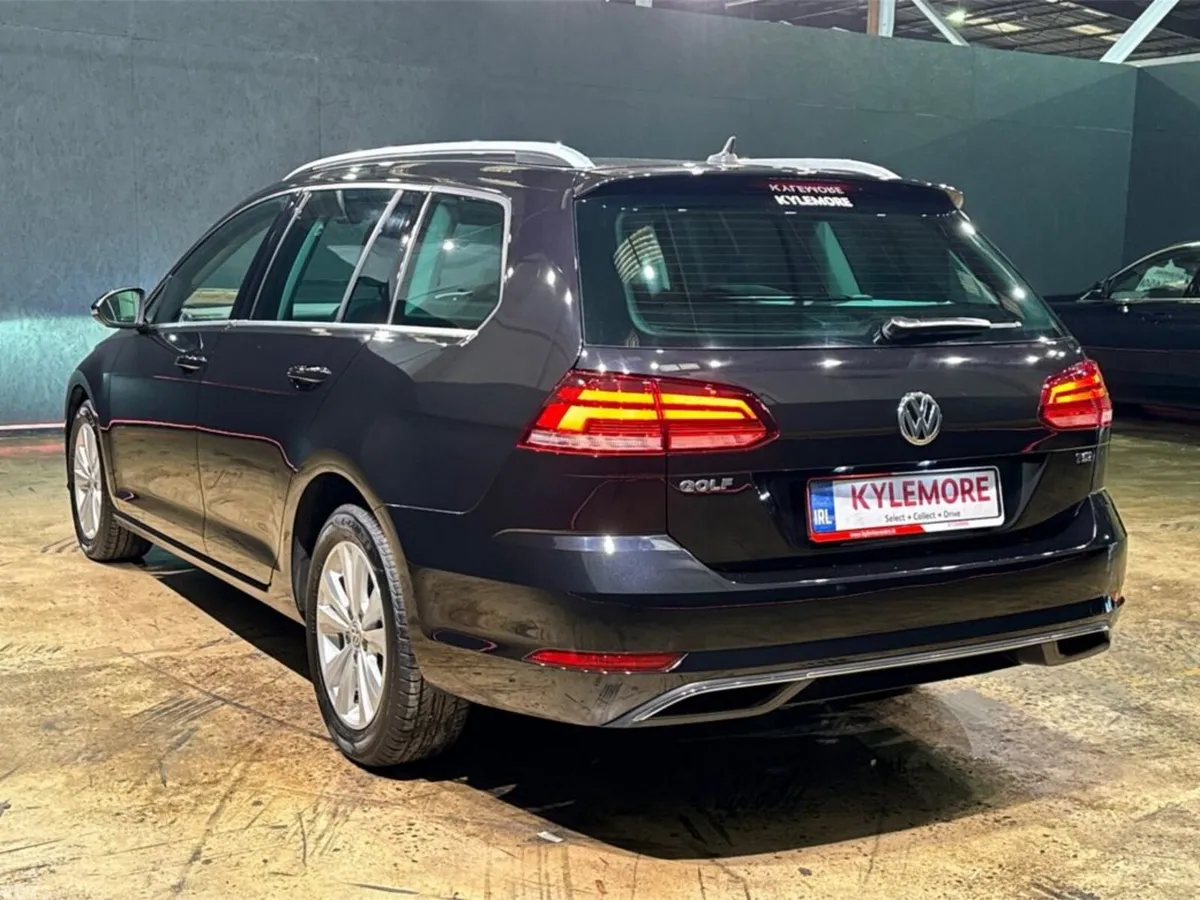 Volkswagen Golf Estate, Petrol, 2017, Black
