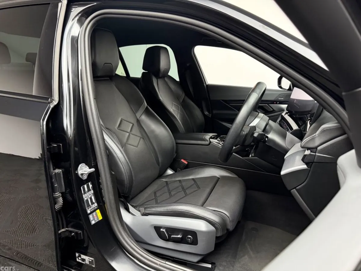 BMW 5-Series Saloon, Petrol Plug-in Hybrid, 2024, Black