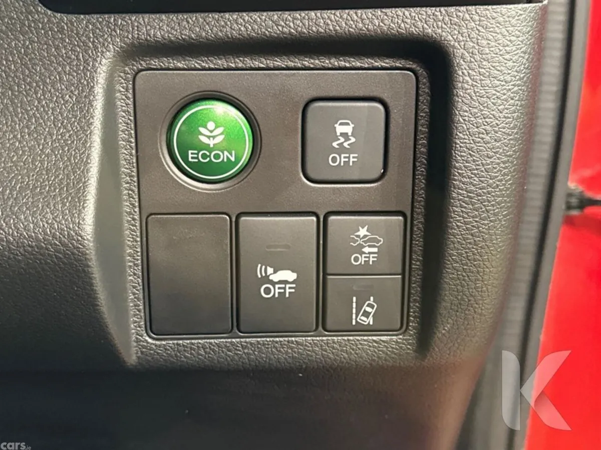 Honda Vezel SUV, Petrol Hybrid, 2020, Red