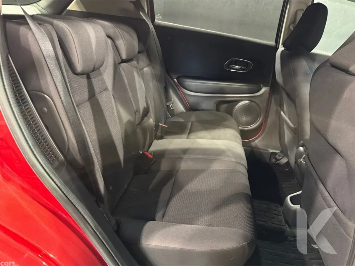 Honda Vezel SUV, Petrol Hybrid, 2020, Red