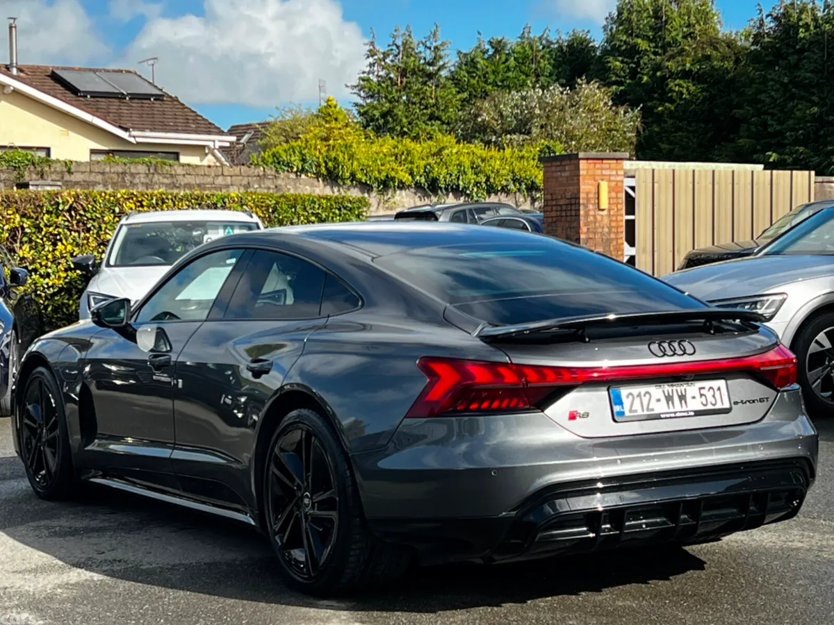 Audi e-tron GT Coupe, Electric, 2021, Grey