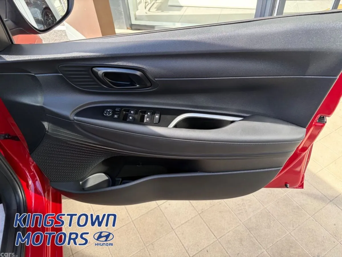 Hyundai i20 Hatchback, Petrol, 2024, Red