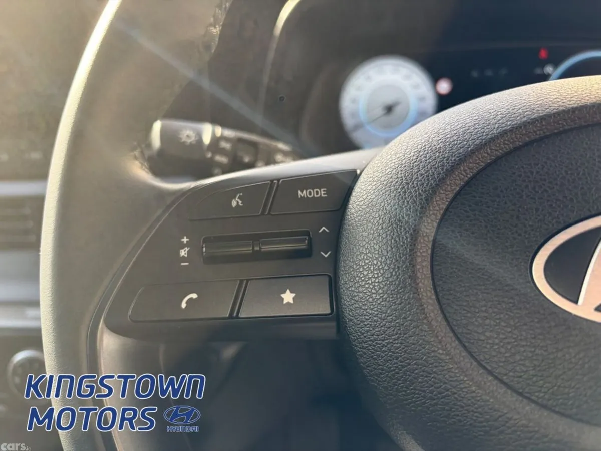 Hyundai i20 Hatchback, Petrol, 2024, Red