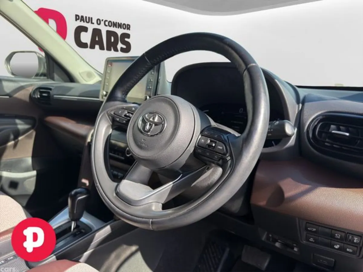 Toyota Yaris Cross MPV, Petrol Hybrid, 2021, Beige