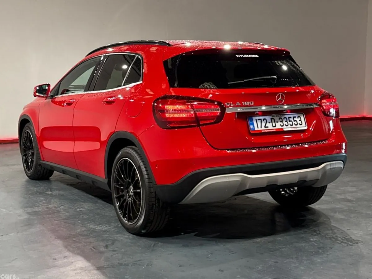 Mercedes-Benz GLA SUV, Petrol, 2017, Red