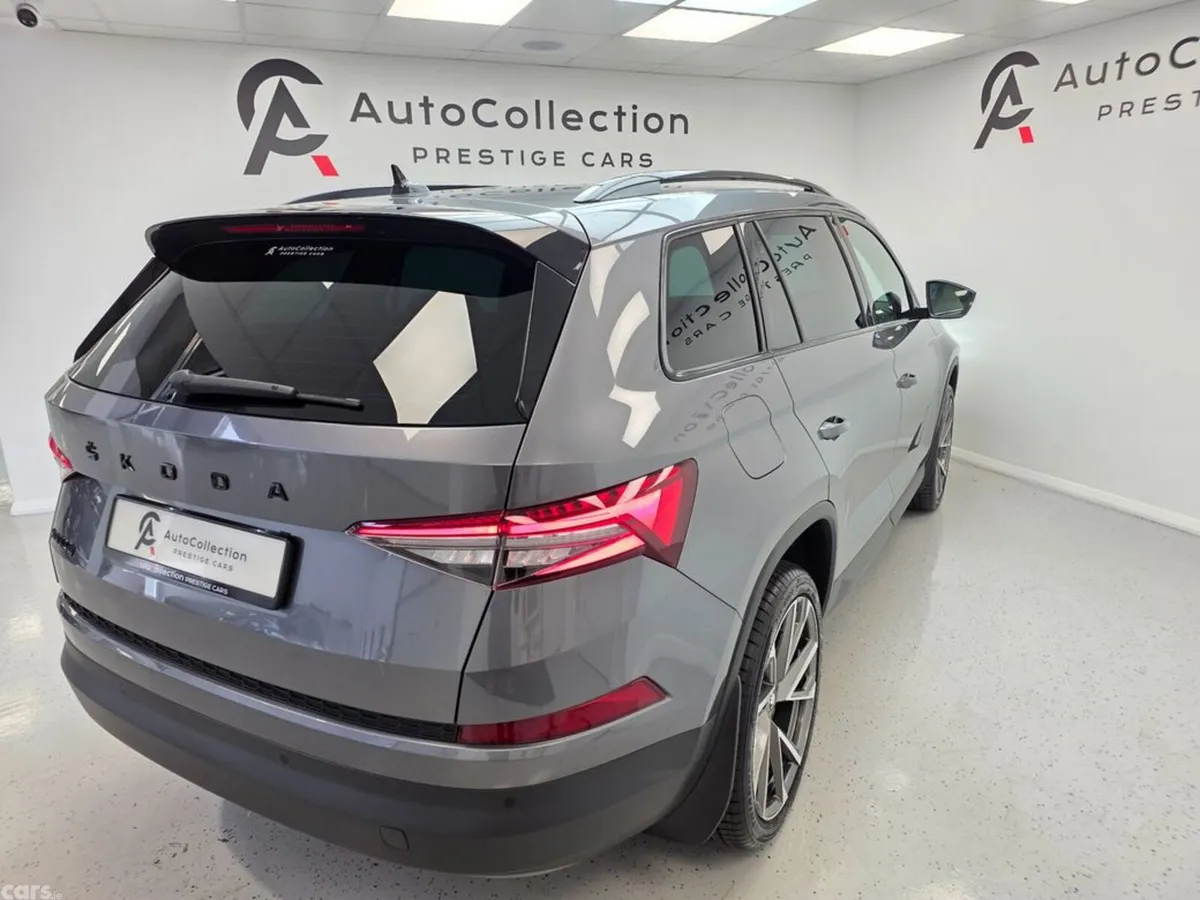 Skoda Kodiaq MPV, Diesel, 2023, Grey