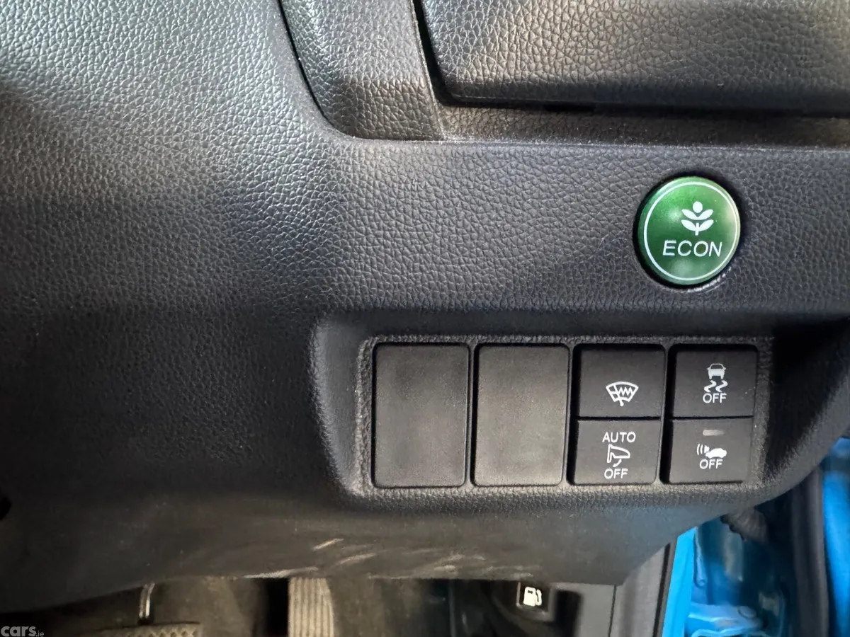 Honda Fit Hatchback, Petrol Hybrid, 2016, Blue