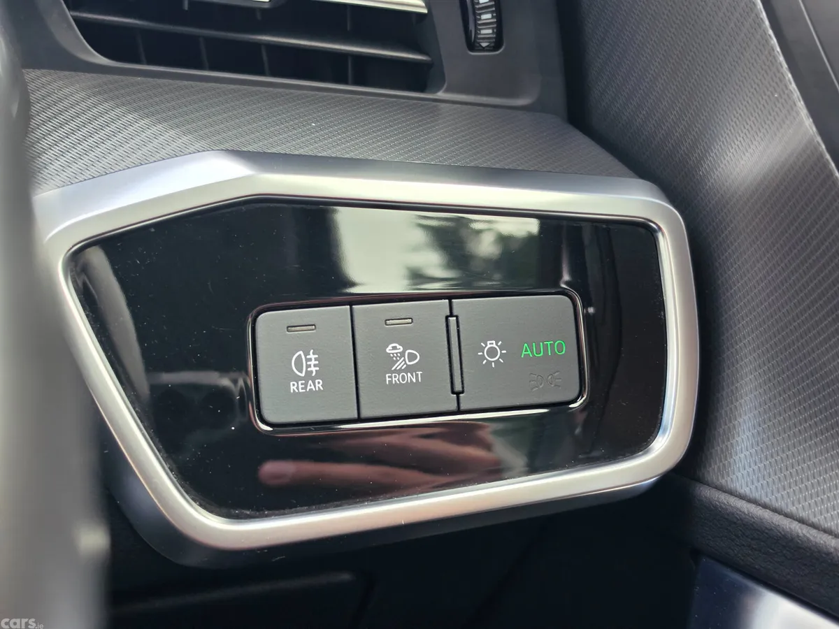 Audi A6 Estate, Diesel, 2019, Blue