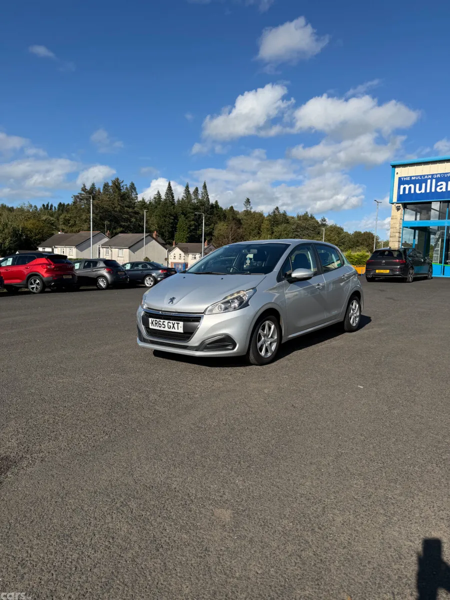 Peugeot 208 Hatchback, Diesel, 2015, Silver