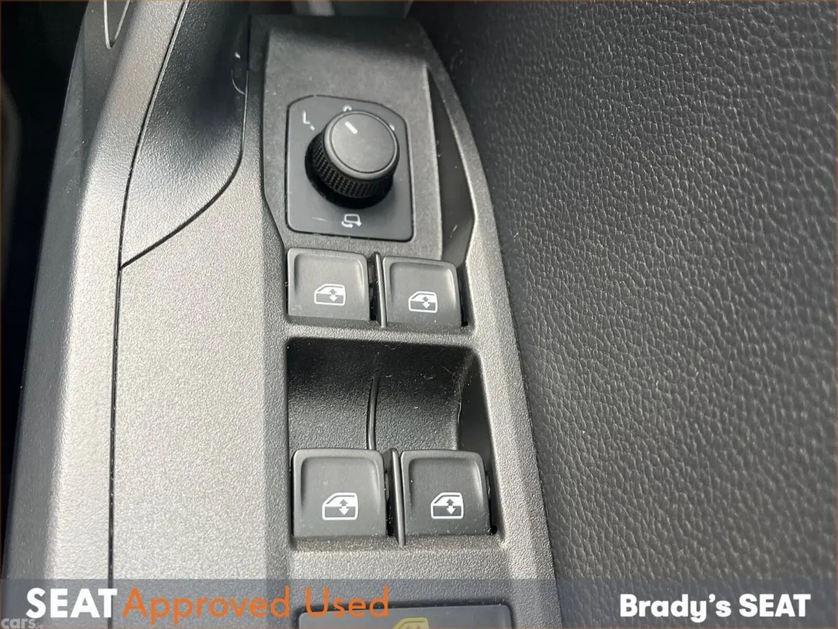 SEAT Arona SUV, Petrol, 2024, Green