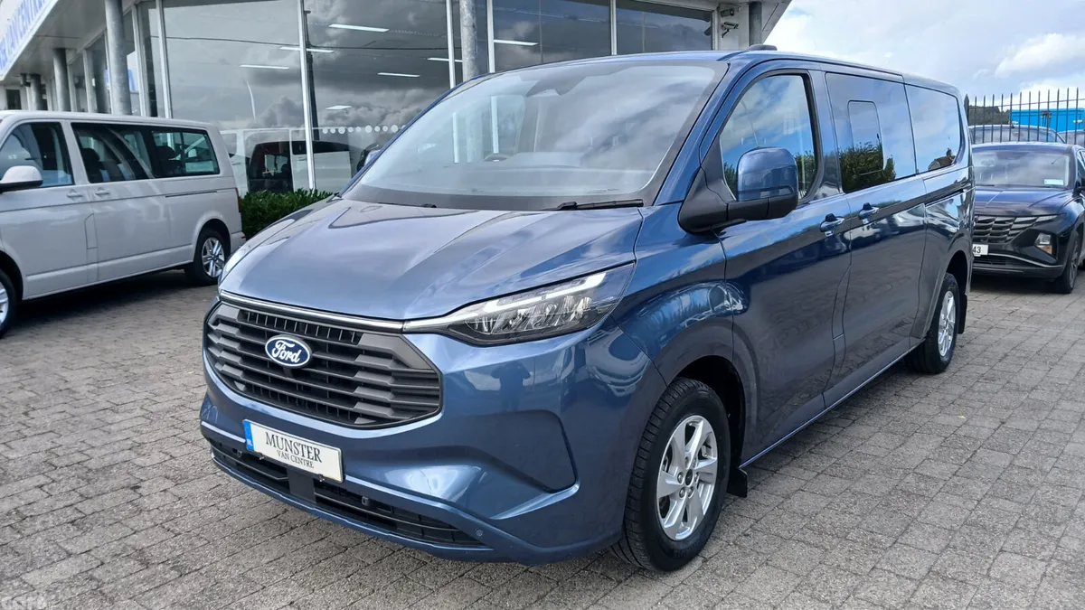 Ford Transit Custom MPV, Petrol Hybrid, 2025, Blue