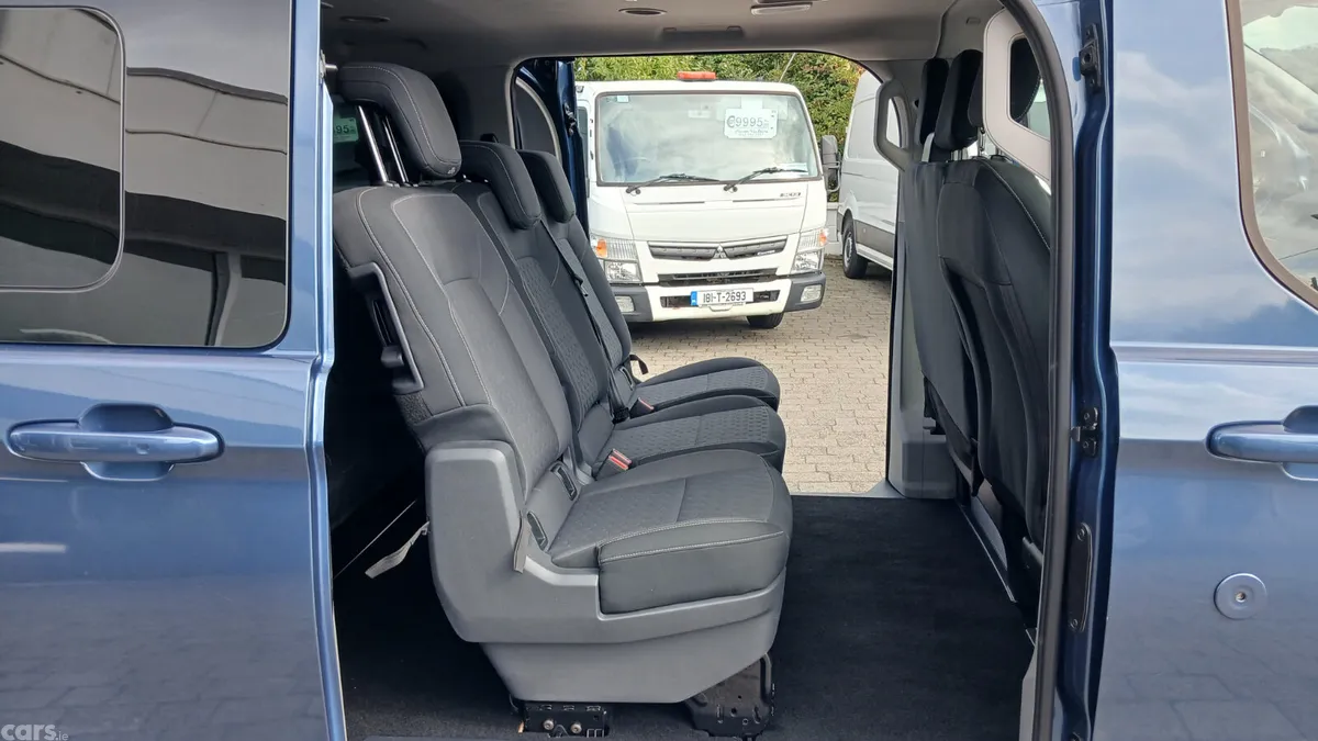 Ford Transit Custom MPV, Petrol Hybrid, 2025, Blue