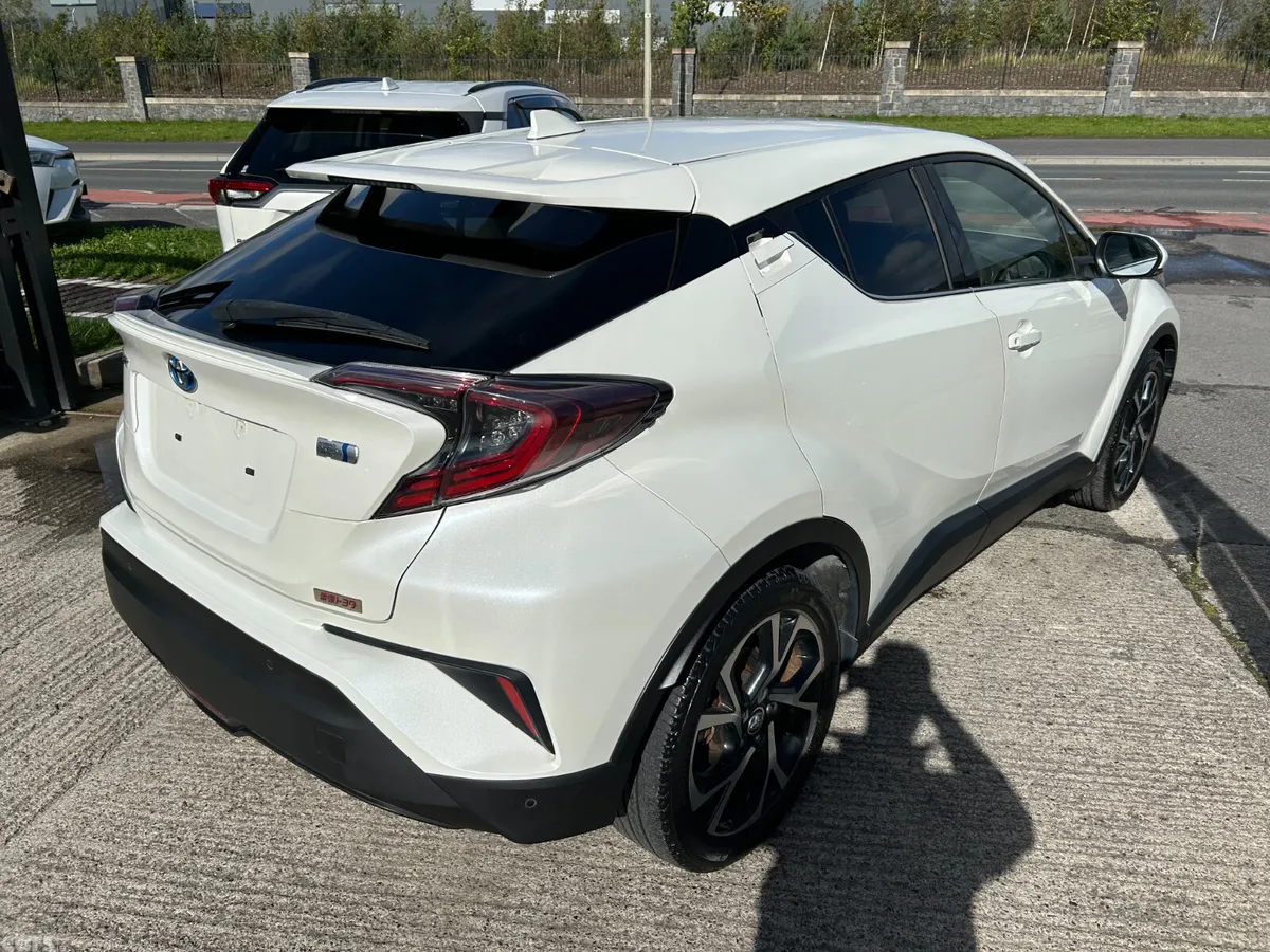 Toyota C-HR Hatchback, Petrol Hybrid, 2017, White