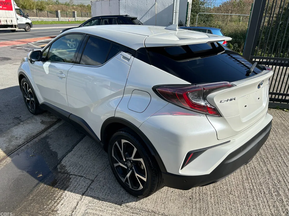 Toyota C-HR Hatchback, Petrol Hybrid, 2017, White