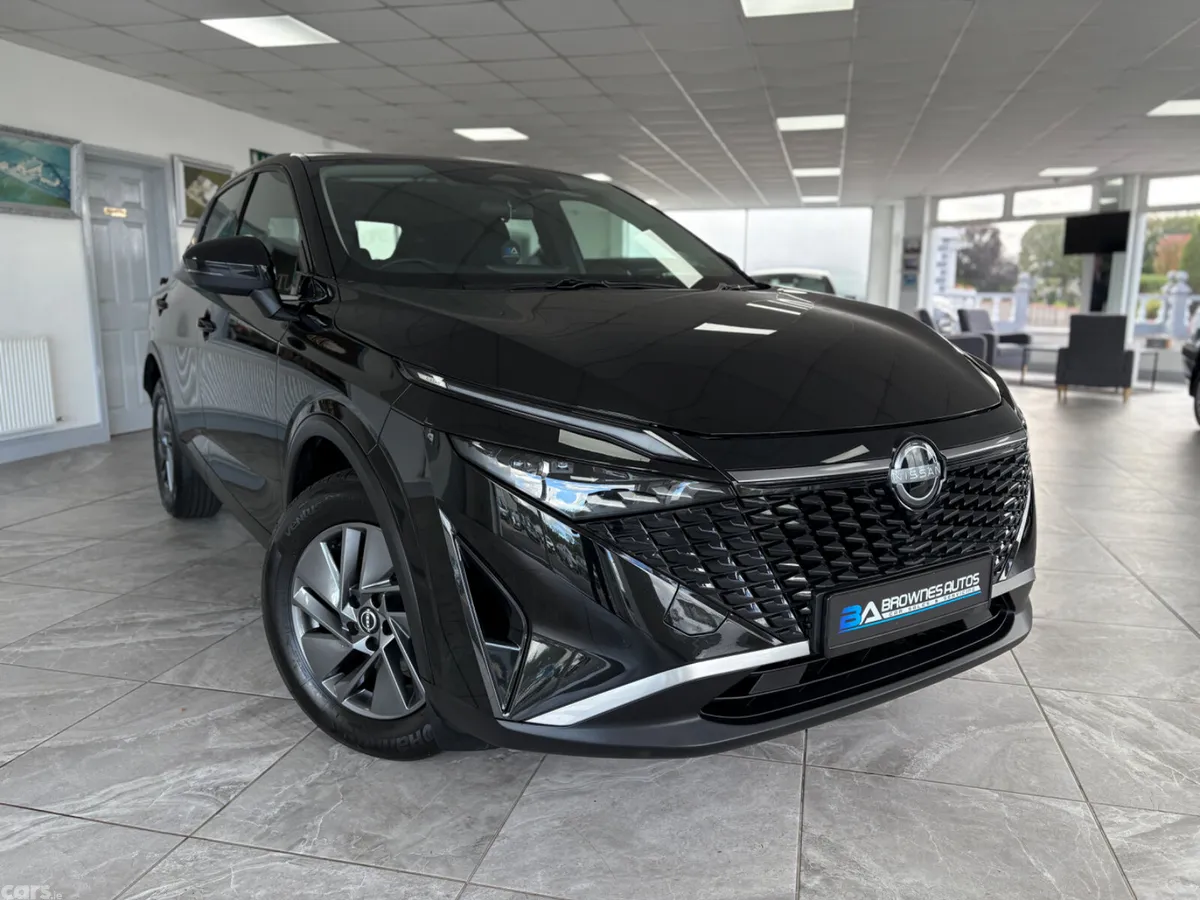 Nissan Qashqai SUV, Petrol Hybrid, 2025, Black