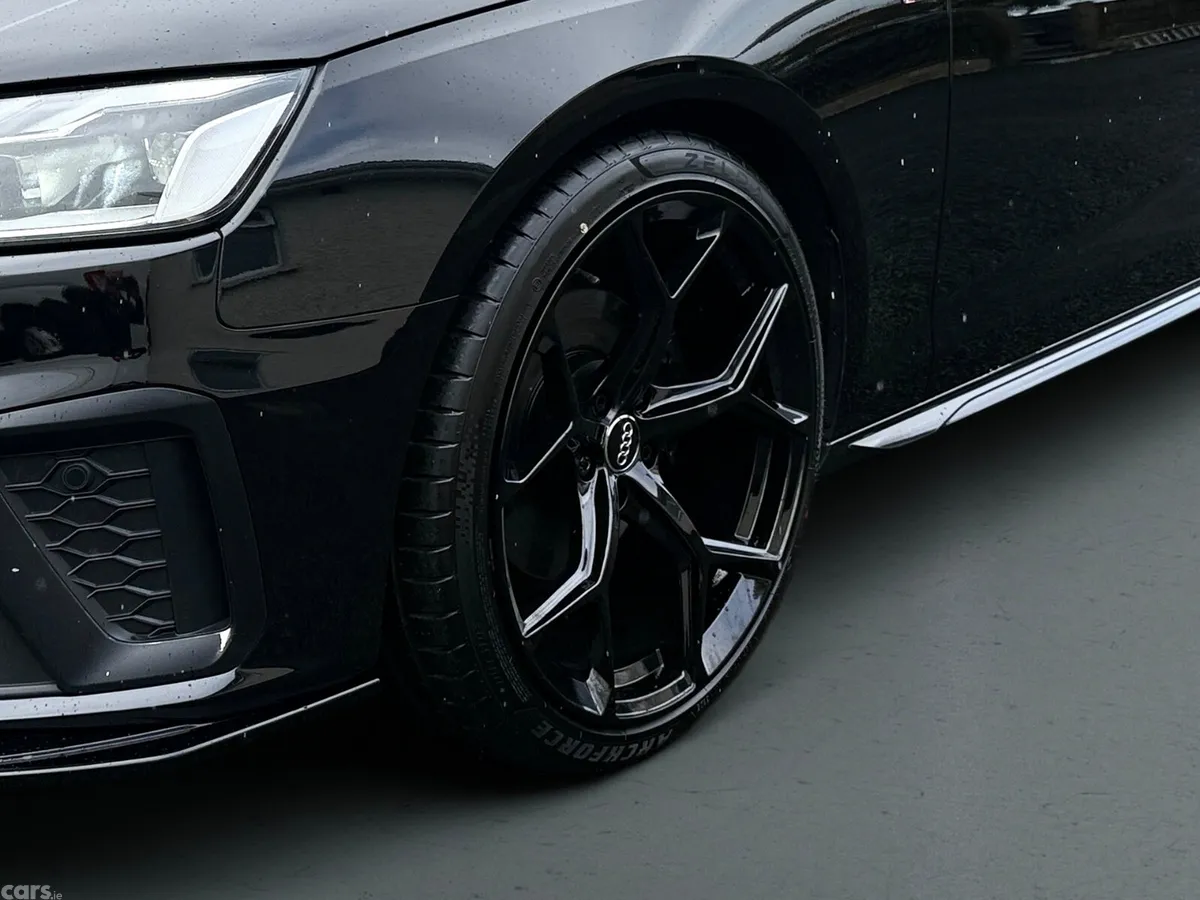 Audi A4 Saloon, Diesel Hybrid, 2021, Black