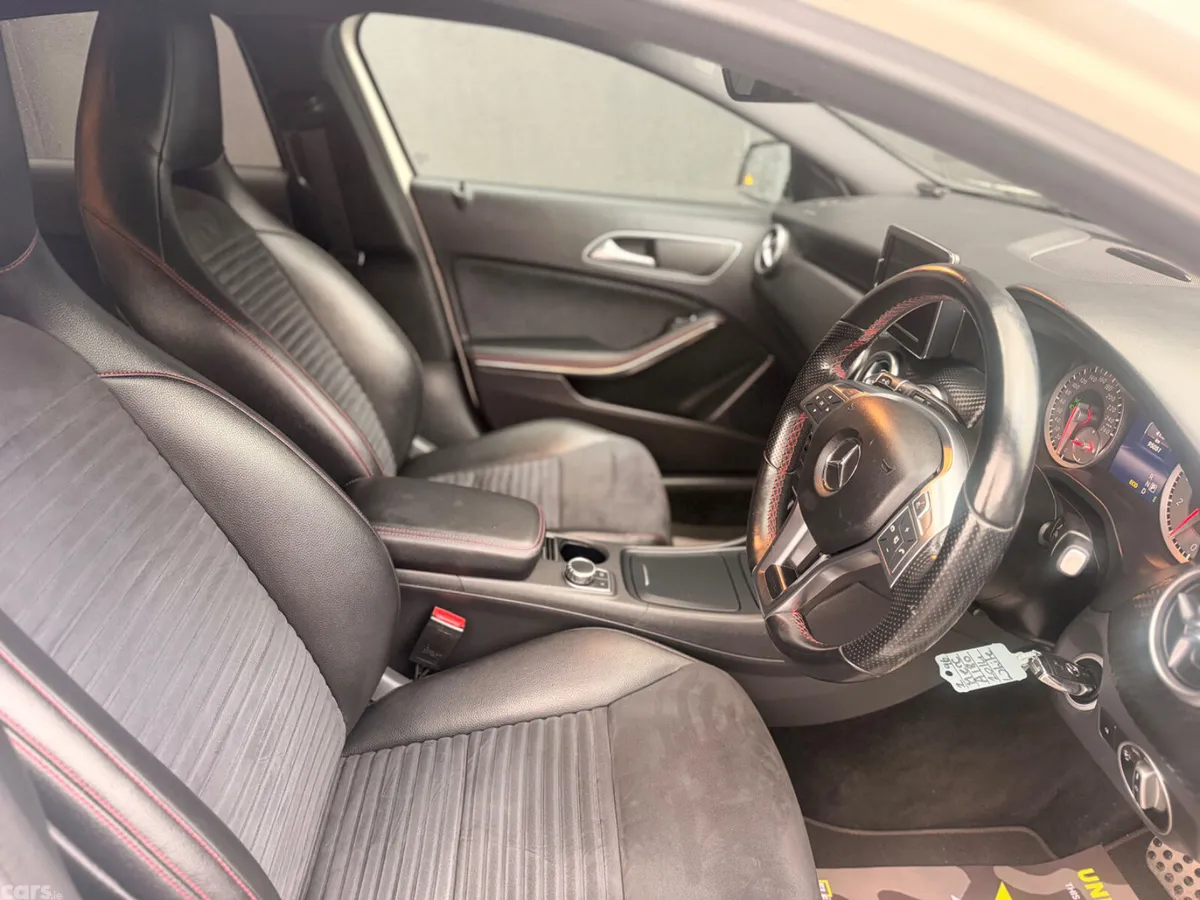 Mercedes-Benz A-Class Hatchback, Petrol, 2014, White