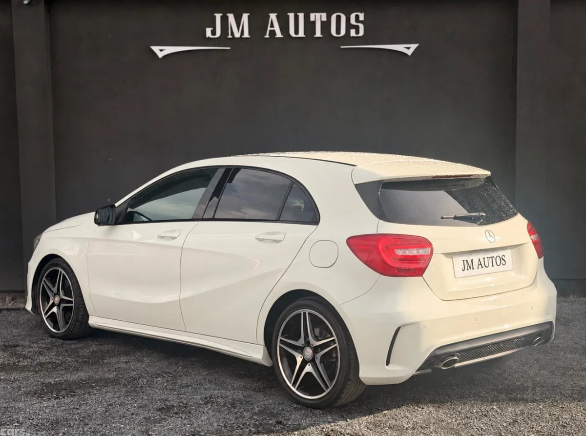 Mercedes-Benz A-Class Hatchback, Petrol, 2014, White