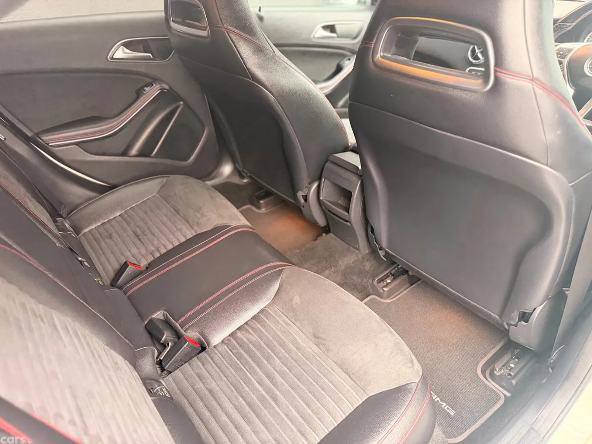 Mercedes-Benz A-Class Hatchback, Petrol, 2014, White