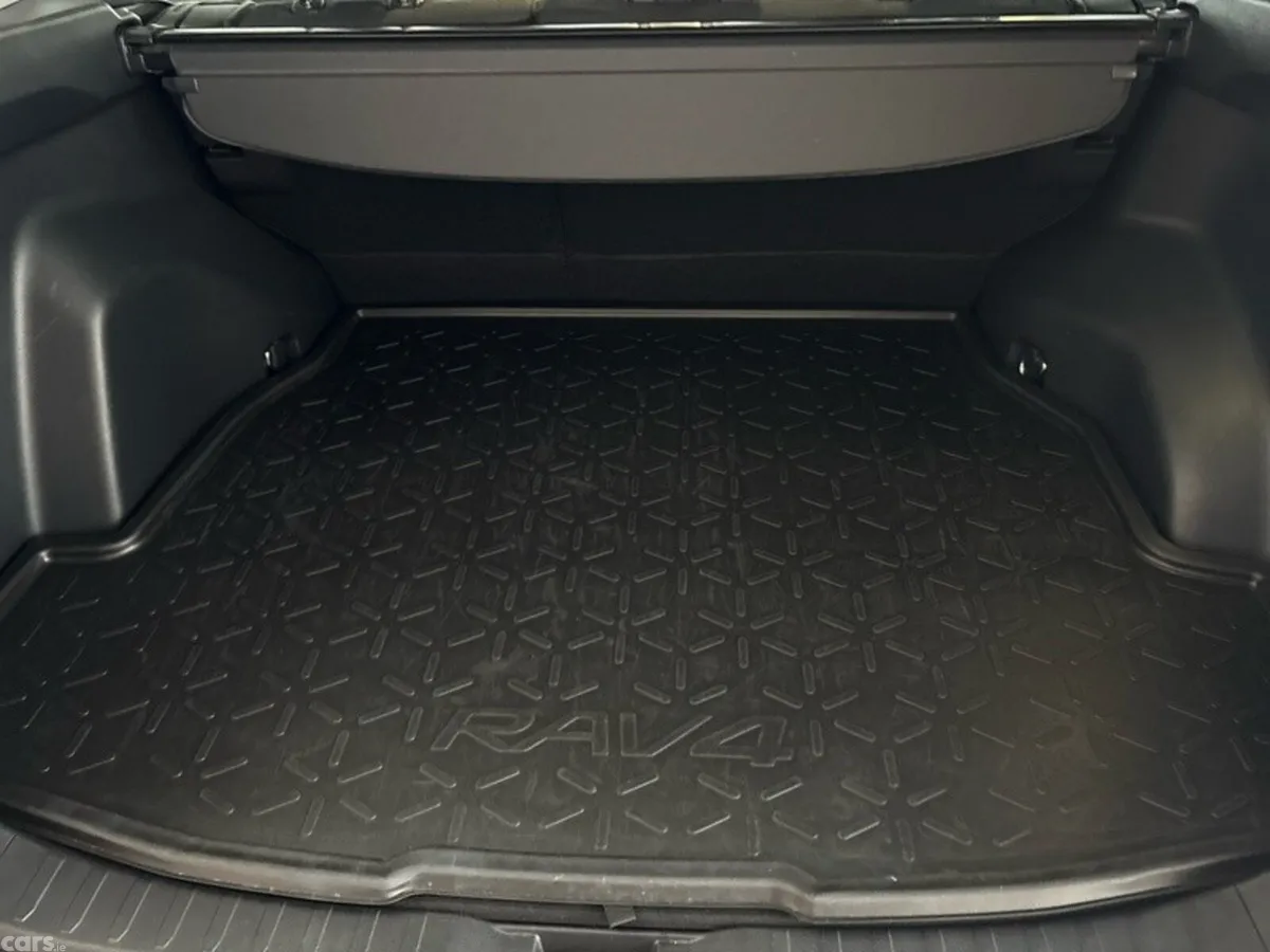 Toyota RAV4 SUV, Petrol Hybrid, 2024, Blue