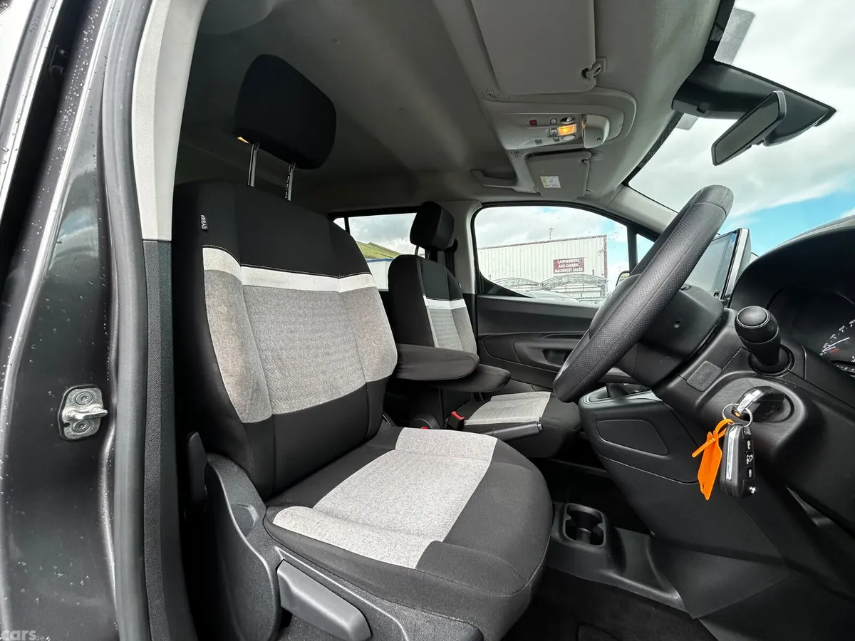 Citroen Berlingo MPV, Diesel, 2024, Grey