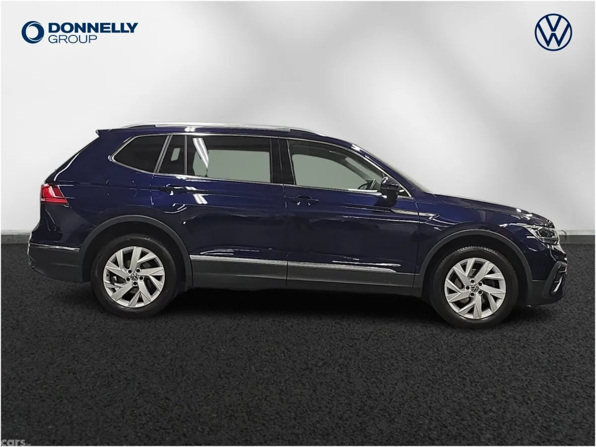 Volkswagen Tiguan Allspace Estate, Diesel, 2023, Blue