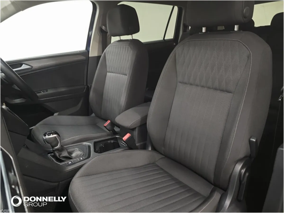 Volkswagen Tiguan Allspace Estate, Diesel, 2023, Blue