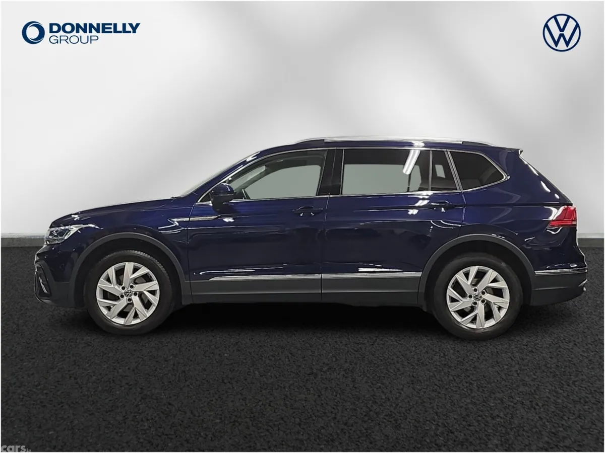 Volkswagen Tiguan Allspace Estate, Diesel, 2023, Blue