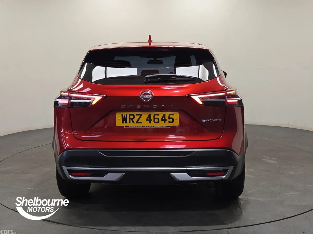 Nissan Qashqai Hatchback, Petrol Hybrid, 2025, Red