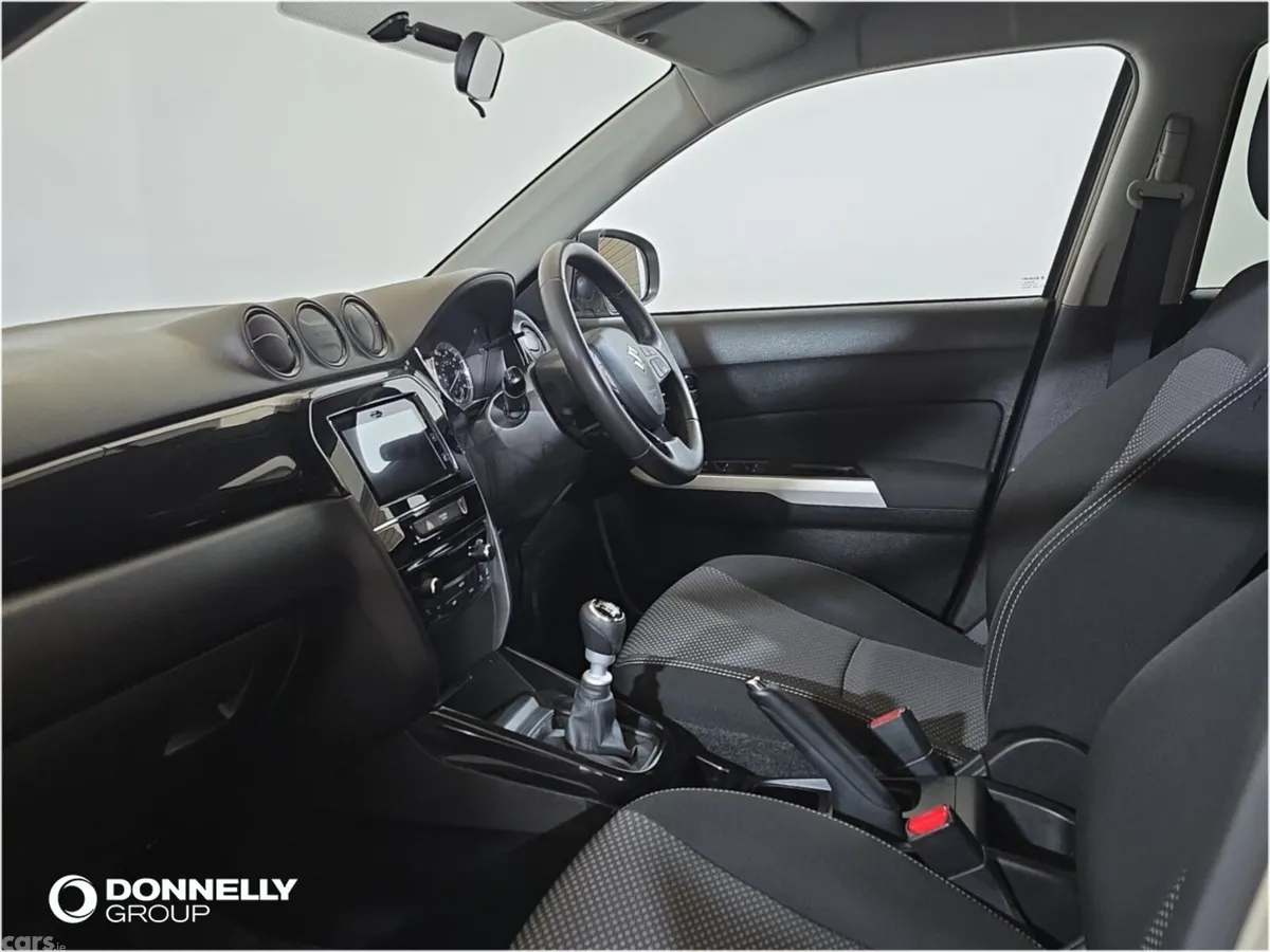 Suzuki Vitara SUV, Diesel, 2017, Black