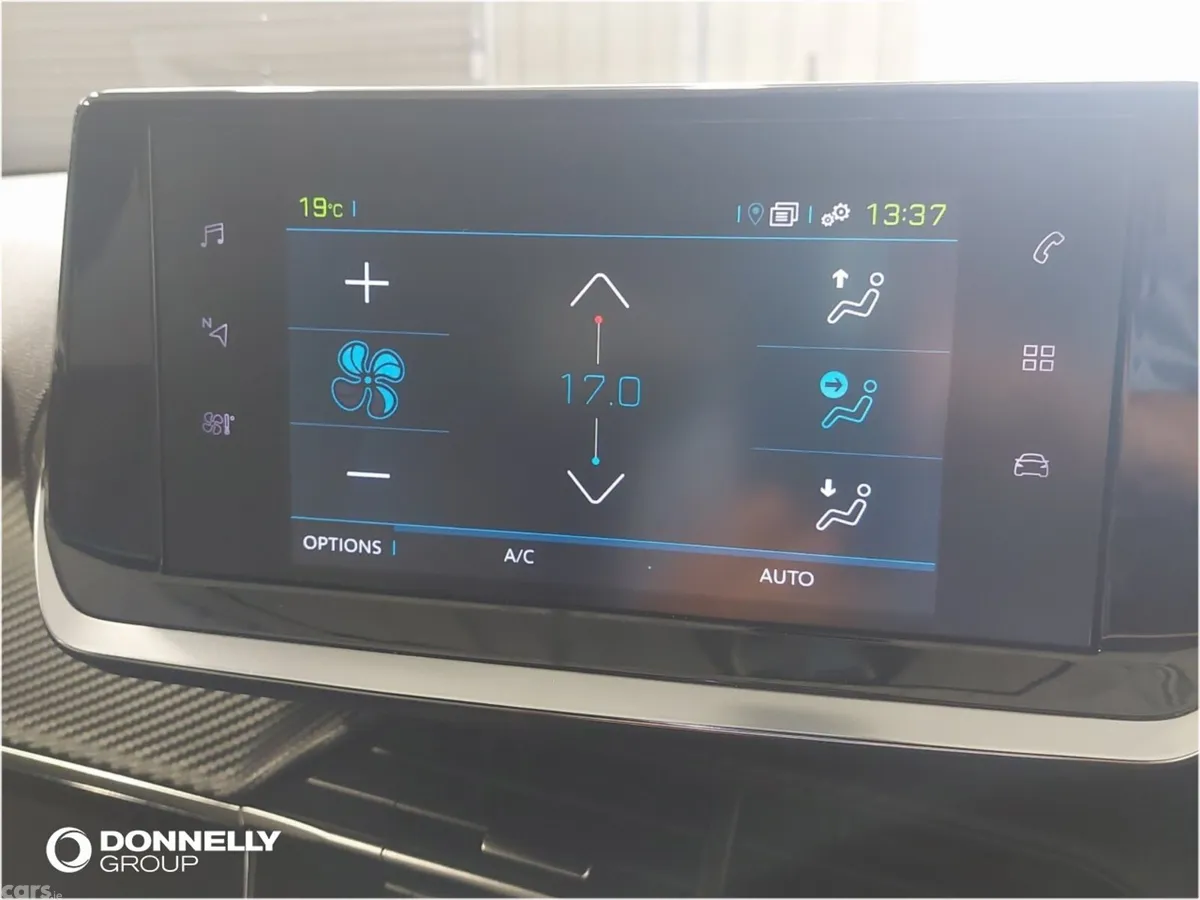 Peugeot 2008 Estate, Electric, 2022, Black