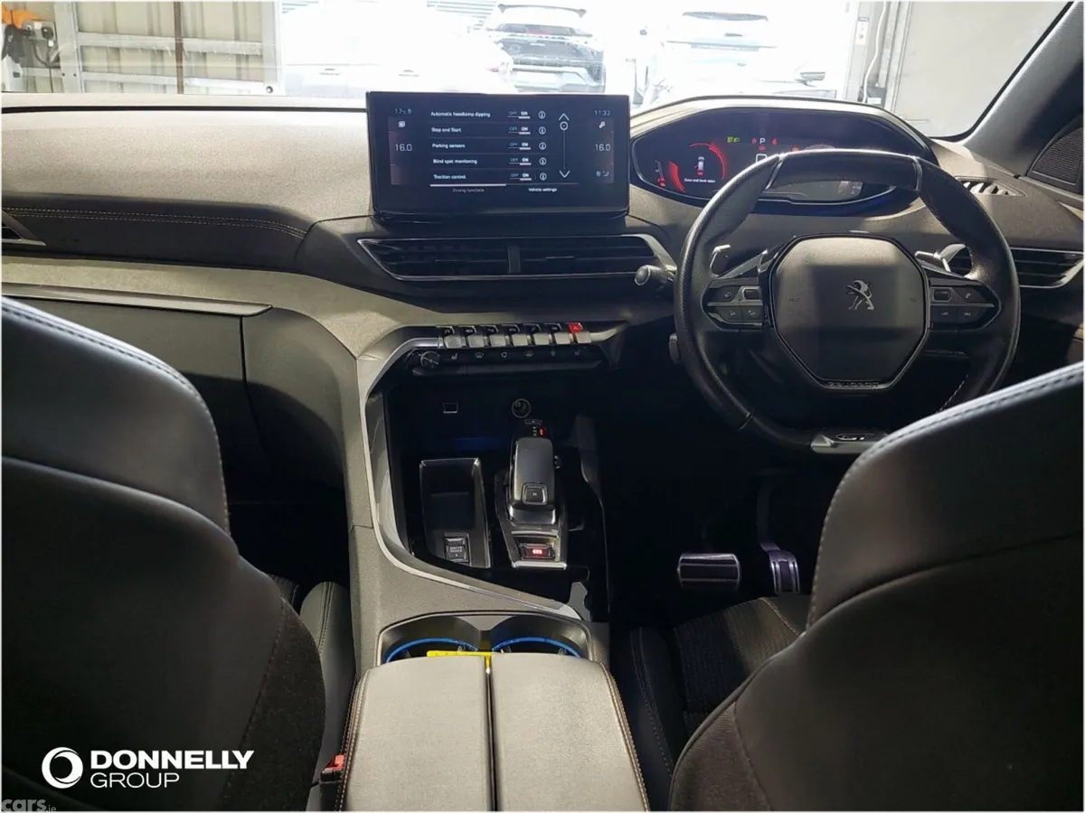 Peugeot 3008 Estate, Petrol, 2023, Grey