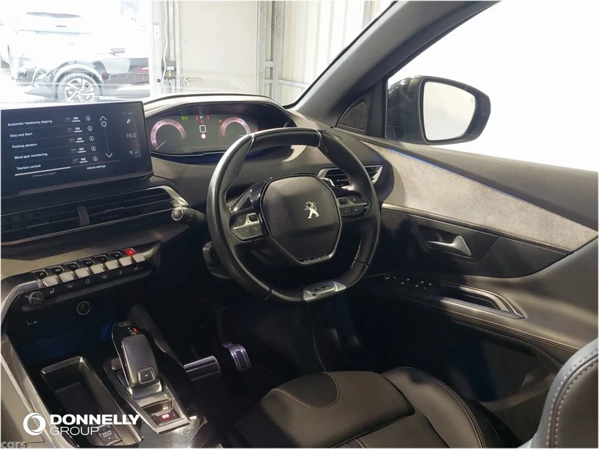 Peugeot 3008 Estate, Petrol, 2023, Grey