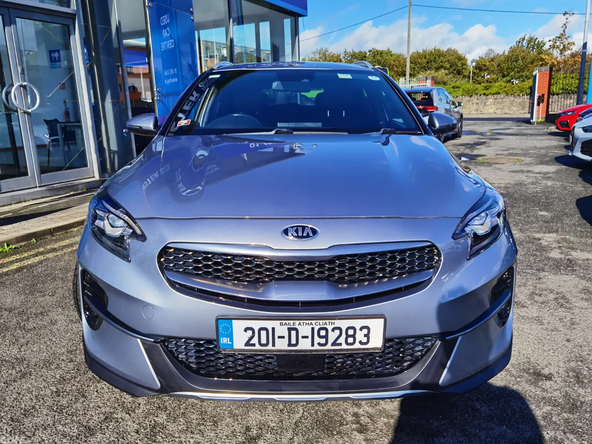 Kia XCeed Hatchback, Petrol, 2020, Grey