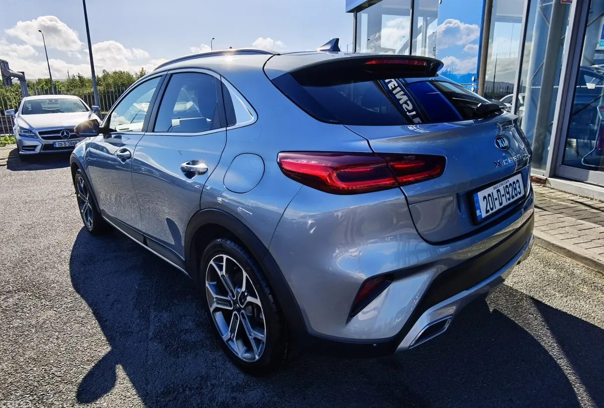 Kia XCeed Hatchback, Petrol, 2020, Grey