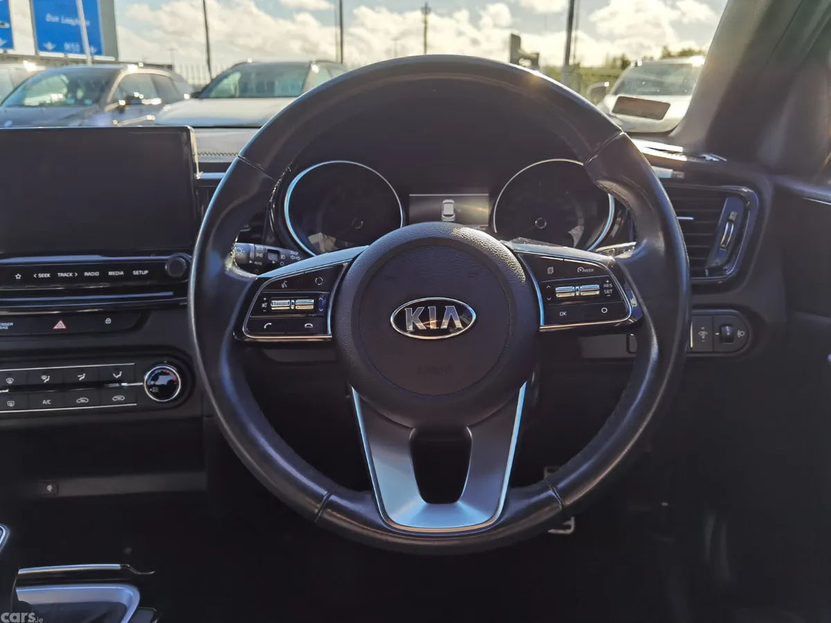 Kia XCeed Hatchback, Petrol, 2020, Grey