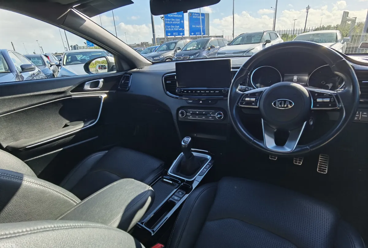 Kia XCeed Hatchback, Petrol, 2020, Grey