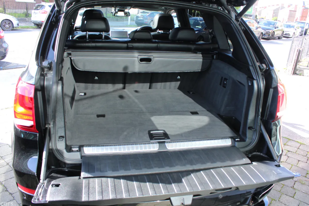 BMW X5 SUV, Petrol Plug-in Hybrid, 2016, Black