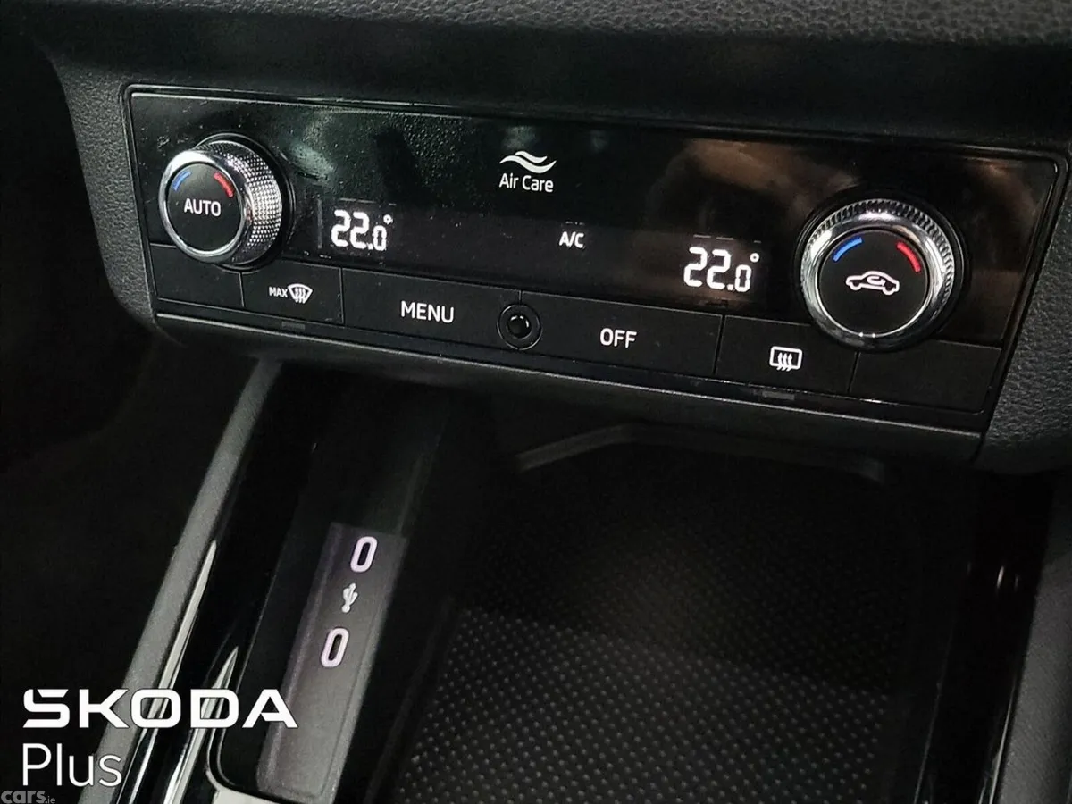 Skoda Kamiq Hatchback, Petrol, 2023, Grey
