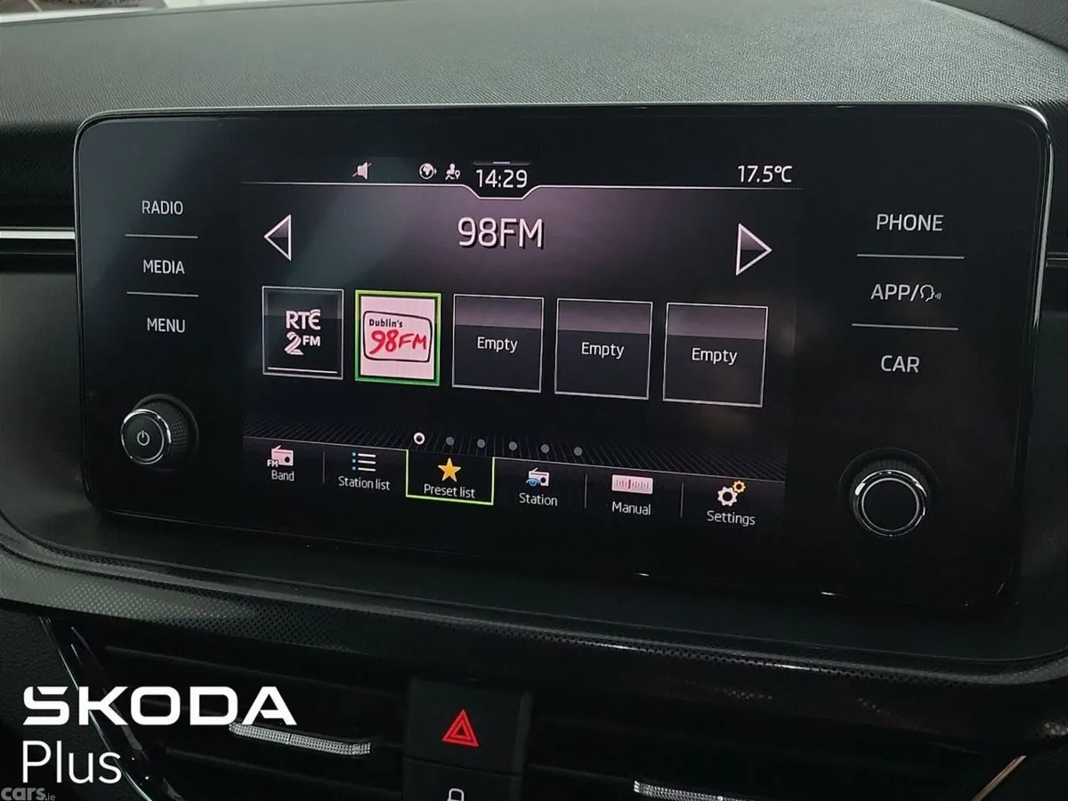 Skoda Kamiq Hatchback, Petrol, 2023, Grey