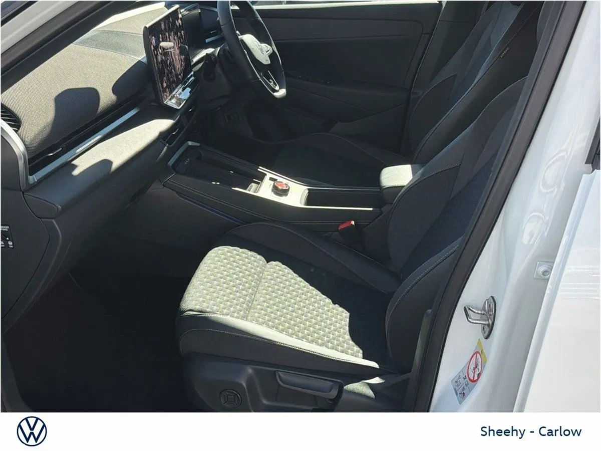 Volkswagen T-Roc SUV, Petrol, 2026, White