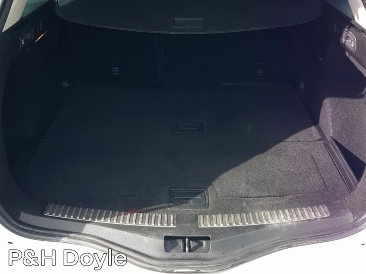 Renault Megane Estate, Diesel, 2017, White