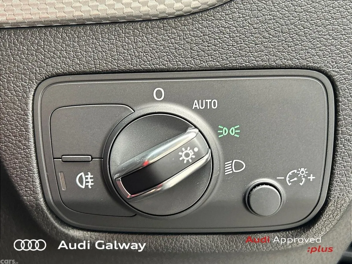 Audi Q2 SUV, Petrol, 2026, Black