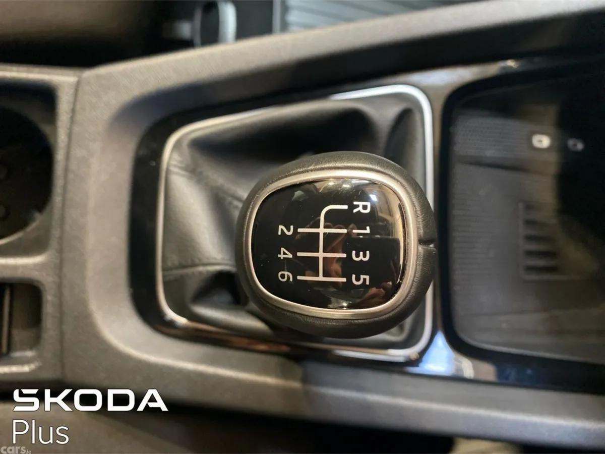 Skoda Octavia Estate, Diesel, 2026, Grey