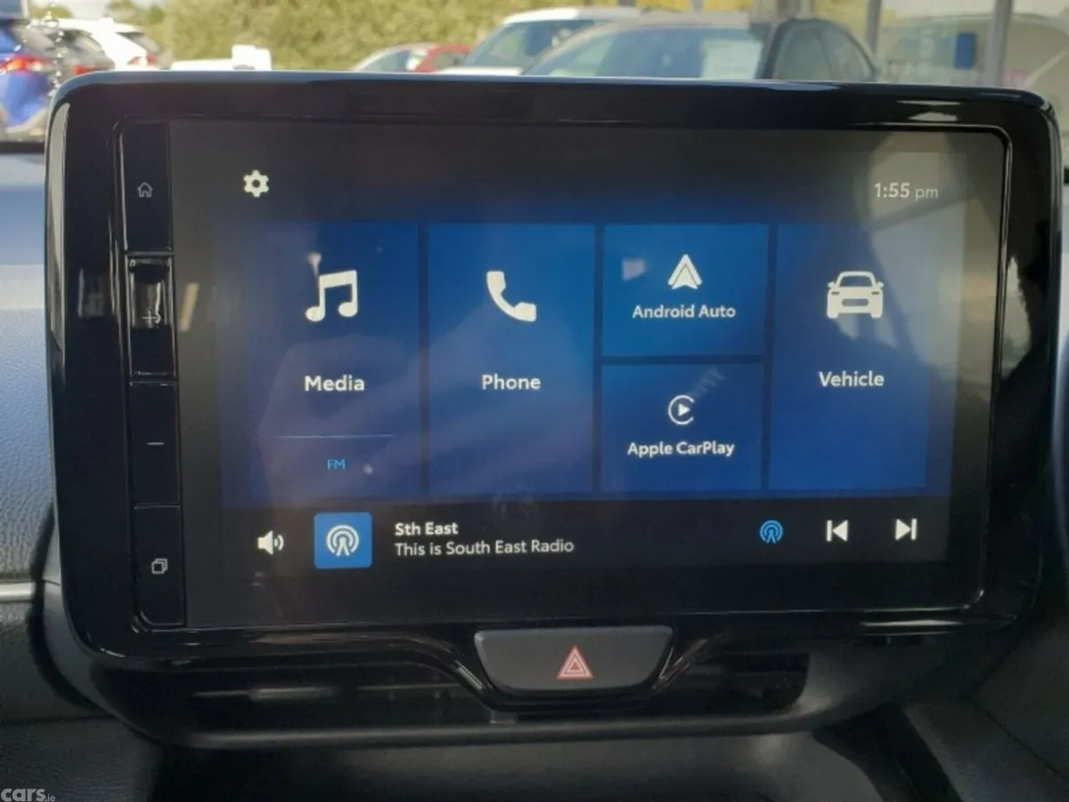 Toyota Yaris Cross Hatchback, Petrol Hybrid, 2025, Green
